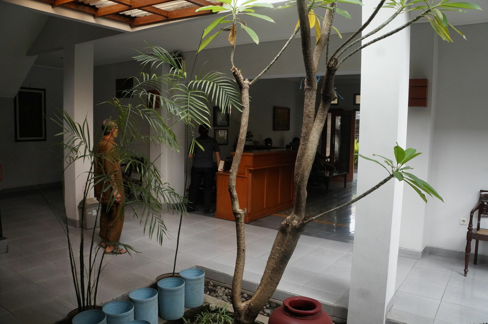 Hotel Kirana Γιογκιακάρτα Εξωτερικό φωτογραφία